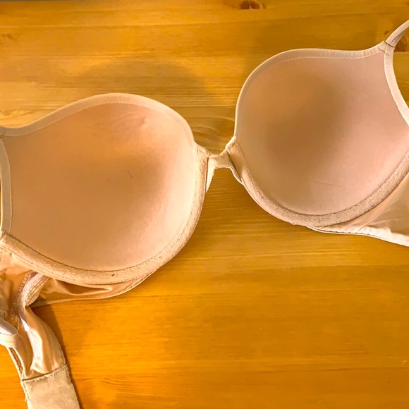 Very Sexy Push-Up Bra by Victoria’s Secret - Picture 3 of 3